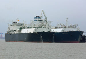 Niedrige Speicherfüllstände erhöhen die LNG-Importabhängigkeit