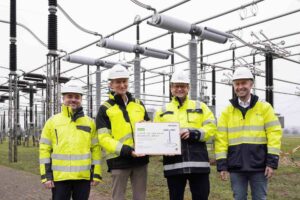 Weltweit erster SF6-freier 420-kV-Freiluft-Leistungsschalter in Betrieb