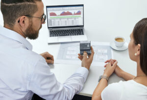 Voltaris: Neue aEMT-Basis für die intelligente CLS-Steuerung